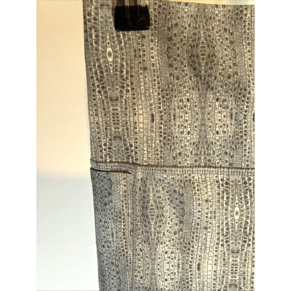 Vuori Leggings Womens Small Gray Studio Pocket High Rise Athletic Yoga Pockets - Picture 5 of 6
